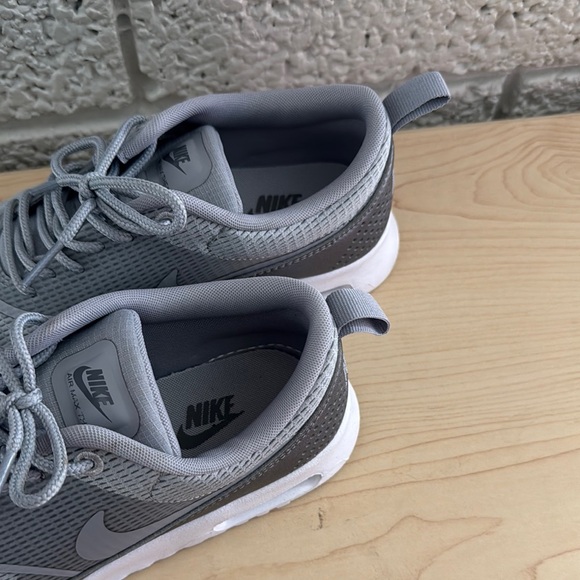 Nike Sneakers - Picture 2 of 8